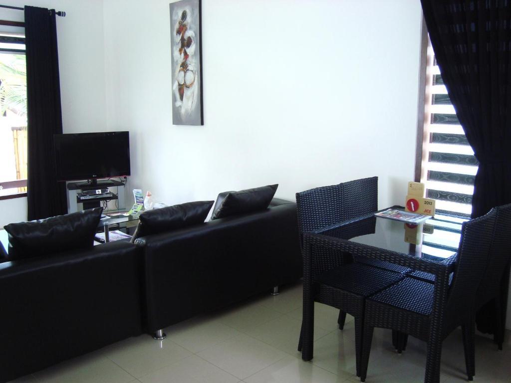 Dream Estate Resort Senggigi Bilik gambar